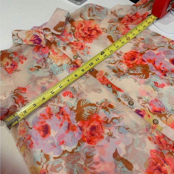 Band of Gypsies open back sheer top. - Picture 10 of 10